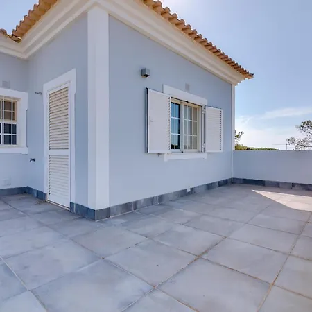 Casa Nuria Com 4 Quartos, Piscina E Churrasco Em Vale Do Lobo