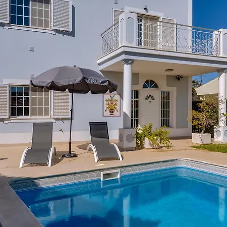 Holiday home Casa Nuria Com 4 Quartos, Piscina E Churrasco Em Vale Do Lobo Almancil