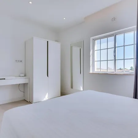 Casa Nuria Com 4 Quartos, Piscina E Churrasco Em Vale Do Lobo * Almancil