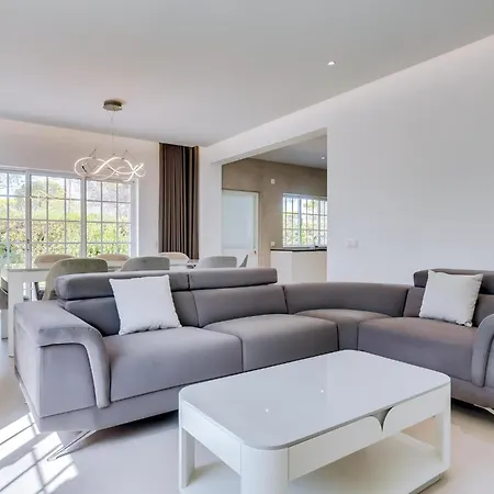 Casa Nuria Com 4 Quartos, Piscina E Churrasco Em Vale Do Lobo *