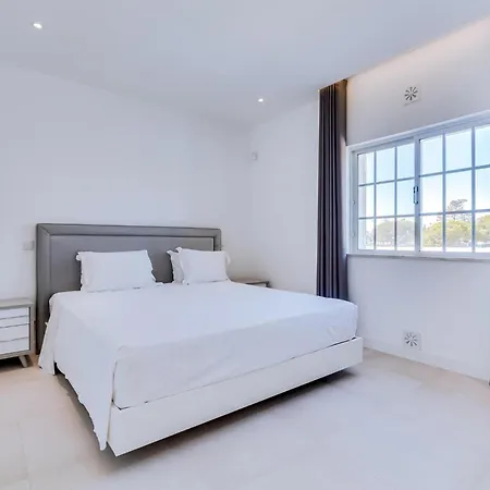 Casa Nuria Com 4 Quartos, Piscina E Churrasco Em Vale Do Lobo Prázdninový dům *