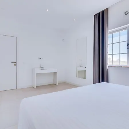 Nyaraló Casa Nuria Com 4 Quartos, Piscina E Churrasco Em Vale Do Lobo *