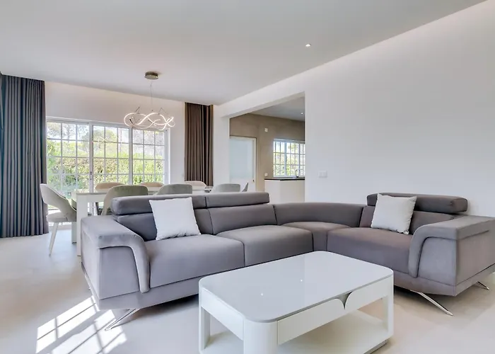 Casa Nuria Com 4 Quartos, Piscina E Churrasco Em Vale Do Lobo *