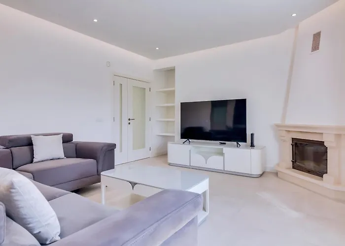 Dom wakacyjny Casa Nuria Com 4 Quartos, Piscina E Churrasco Em Vale Do Lobo *