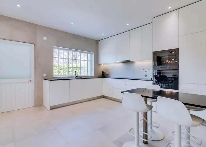 Dom wakacyjny Casa Nuria Com 4 Quartos, Piscina E Churrasco Em Vale Do Lobo *