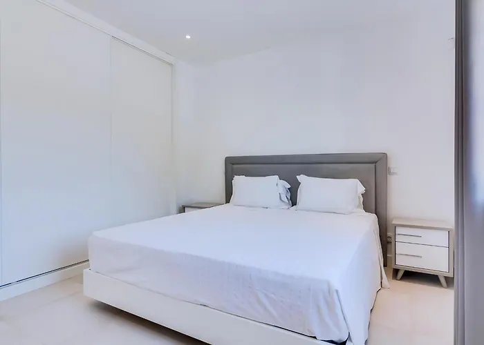 Casa Nuria Com 4 Quartos, Piscina E Churrasco Em Vale Do Lobo