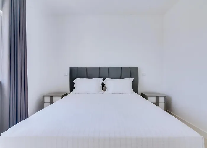 Casa Nuria Com 4 Quartos, Piscina E Churrasco Em Vale Do Lobo Dom wakacyjny